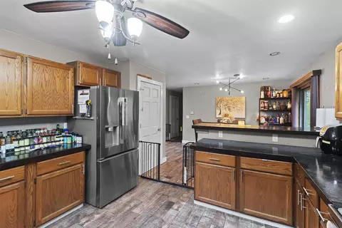 Kitchen - 24 Greves Ct, Appleton, WI 54914 photo 3 of 5