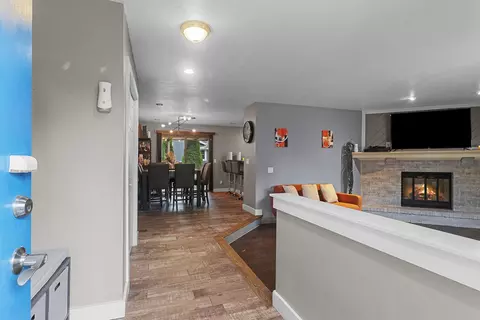 Entry Way - 24 Greves Ct, Appleton, WI 54914 photo 1 of 1