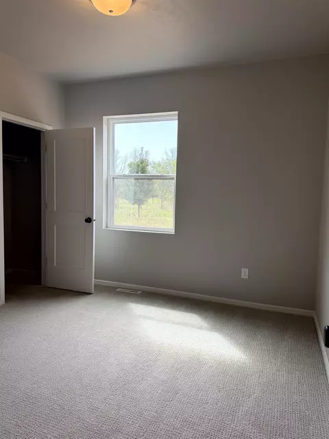 Bedroom - 2209 Golden Gate Dr, Appleton, WI 54913 photo 2 of 3