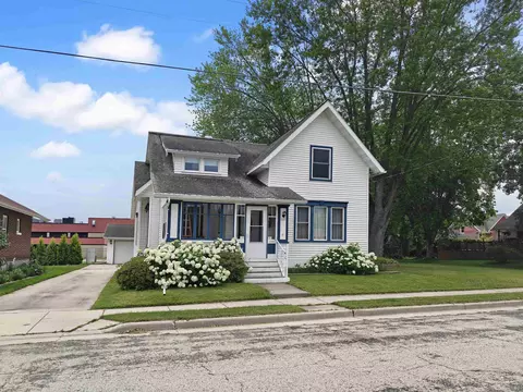 125 Trier St, Brillion, WI 54110