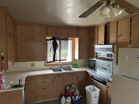 Kitchen - w2337 County Road East, Cecil, WI 54111 photo 1 of 1
