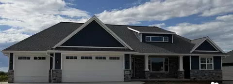 3062 Stone Fence Pl, Green Bay, WI 54311