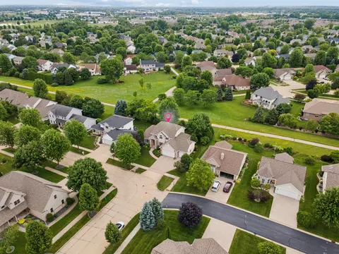 View/Area - 2917 E Fallcreek Ln, Appleton, WI 54913 photo 5 of 6