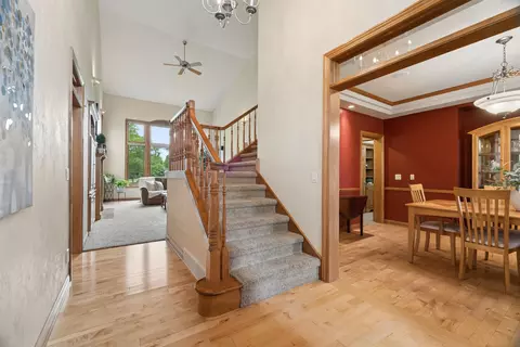 Entry Way - 2917 E Fallcreek Ln, Appleton, WI 54913 photo 1 of 3