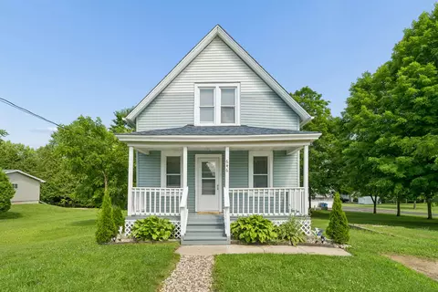 646 S Mill St, Hortonville, WI 54944