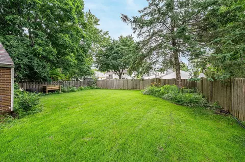 Exterior - 1704 N Erb St, Appleton, WI 54911 photo 7 of 8