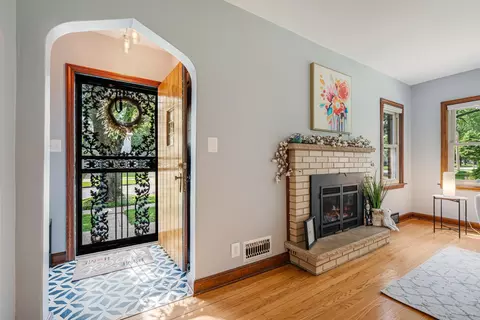 Entry Way - 1704 N Erb St, Appleton, WI 54911 photo 1 of 3