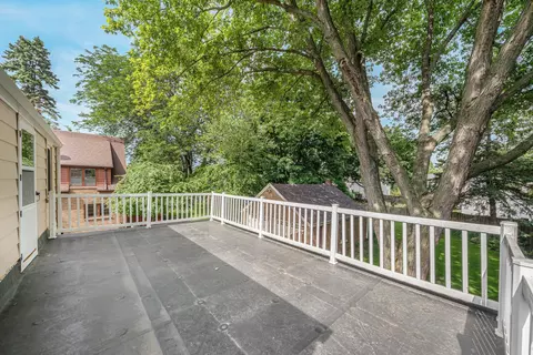 Exterior - 1704 N Erb St, Appleton, WI 54911 photo 5 of 8