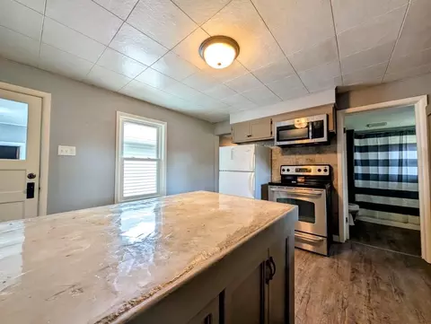 Kitchen - 725 Main St, Wrightstown, WI 54180 photo 3 of 3