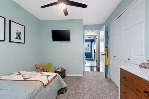 Bedroom - 1718 Schaefer Cir, Appleton, WI 54915 photo 3 of 5