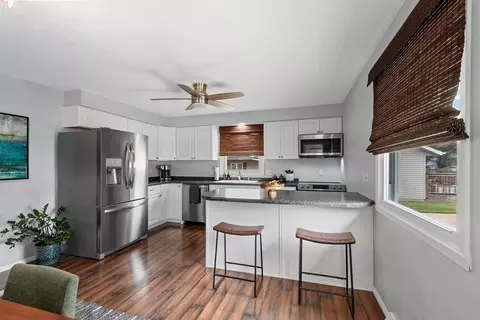 Kitchen - 1718 Schaefer Cir, Appleton, WI 54915 photo 5 of 5