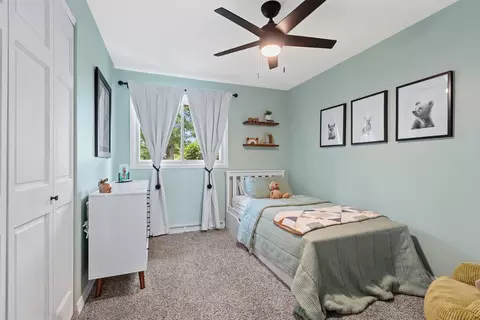 Bedroom - 1718 Schaefer Cir, Appleton, WI 54915 photo 4 of 5