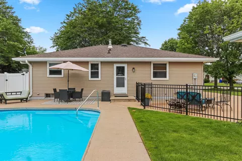 Exterior - 1718 Schaefer Cir, Appleton, WI 54915 photo 12 of 19
