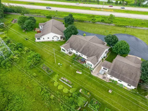 View/Area - 1910 E Sylvan Ave, Appleton, WI 54915 photo 2 of 3