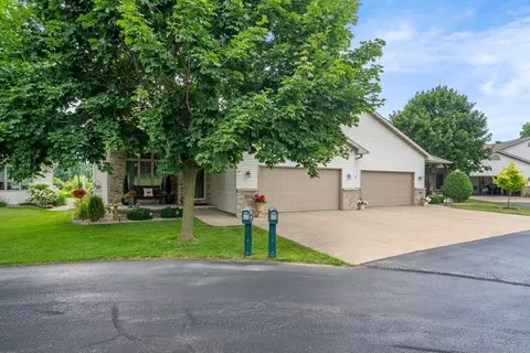 Exterior - 1910 E Sylvan Ave, Appleton, WI 54915 photo 1 of 13