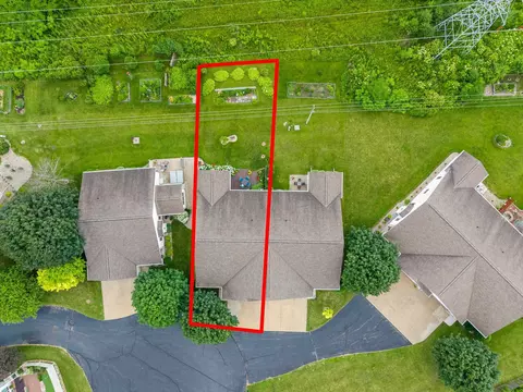 View/Area - 1910 E Sylvan Ave, Appleton, WI 54915 photo 3 of 3