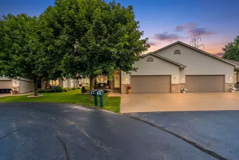Exterior - 1910 E Sylvan Ave, Appleton, WI 54915 photo 13 of 13
