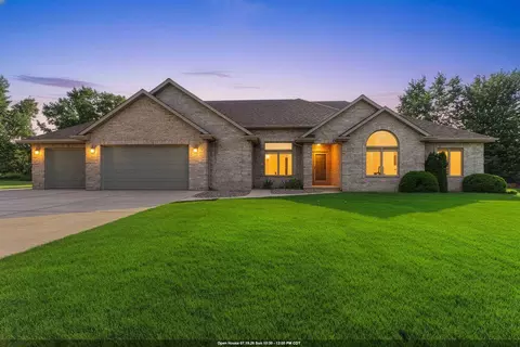 4024 Half Crown Run, De Pere, WI 54115