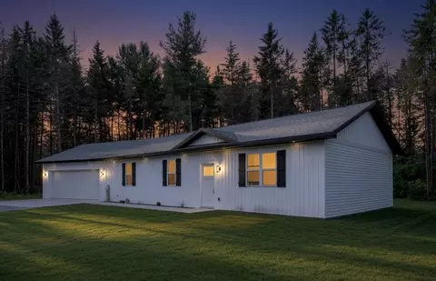 601 Rainbow Cir, Peshtigo, WI 54157