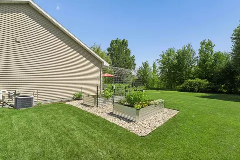 Exterior - w6445 Cherrybark Circle, Menasha, WI 54952 photo 7 of 10