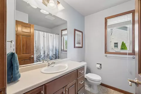 Bath - w6445 Cherrybark Circle, Menasha, WI 54952 photo 2 of 2