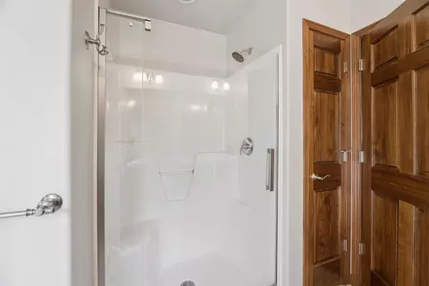 Bath - w6445 Cherrybark Circle, Menasha, WI 54952 photo 1 of 2
