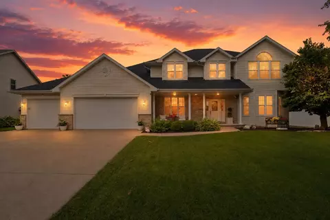 Other - 208 E Apple Creek Rd, Appleton, WI 54913 photo 1 of 9