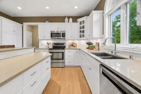 Kitchen - 208 E Apple Creek Rd, Appleton, WI 54913 photo 1 of 3