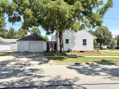 Exterior - 2209 N Clark St, Appleton, WI 54911 photo 3 of 7