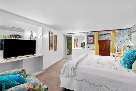 Bedroom - 300 W Prospect Ave, Appleton, WI 54911 photo 6 of 7