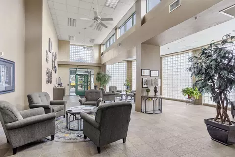 Living - 400 N Richmond St #431, Appleton, WI 54914 photo 4 of 4