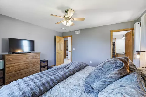 Bedroom - 4816 N Apple Rd, Appleton, WI 54913 photo 3 of 9