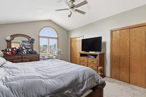 1700 E Tracia Ln, Appleton, WI 54911 photo 11