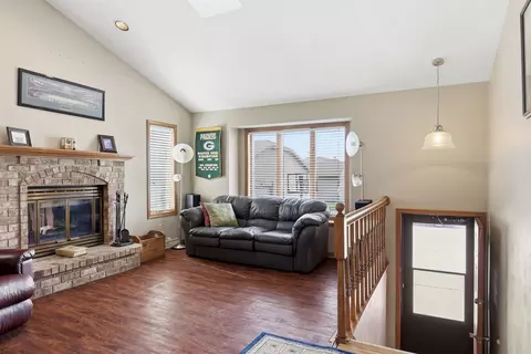 1700 E Tracia Ln, Appleton, WI 54911 photo 7