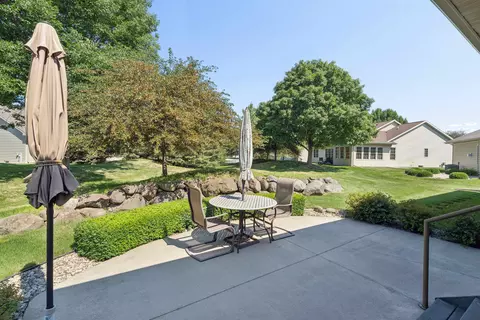 Exterior - 3831 N Wayside Ln, Appleton, WI 54913 photo 5 of 6