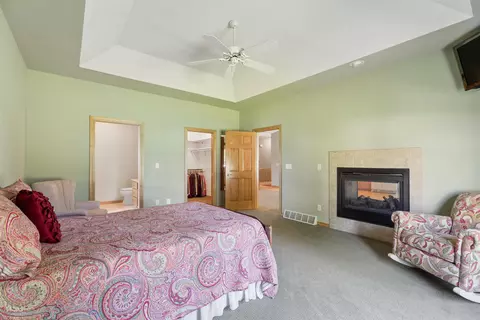 Bedroom - 3831 N Wayside Ln, Appleton, WI 54913 photo 2 of 4