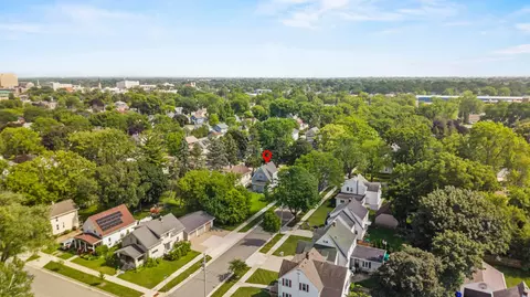 View/Area - 1034 W Lorain St, Appleton, WI 54914 photo 2 of 2