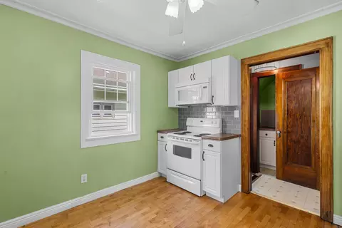 Kitchen - 1034 W Lorain St, Appleton, WI 54914 photo 2 of 3