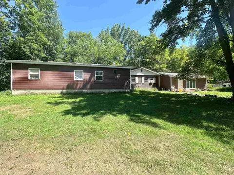 w2668 Sequin Road, Marinette, WI 54143
