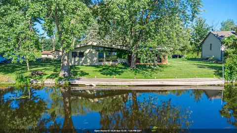 6777 Olen Trl, Winneconne, WI 54986