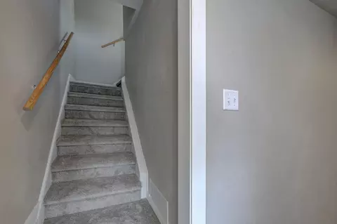 Entry Way - 1315 W Summer St, Appleton, WI 54914 photo 3 of 3