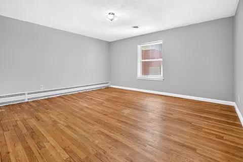Living - 1146 E Pacific St, Appleton, WI 54911 photo 10 of 10