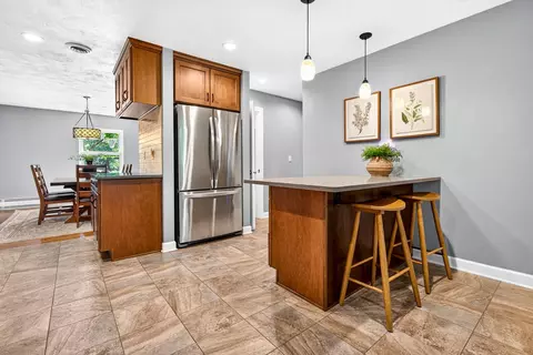 Kitchen - 1146 E Pacific St, Appleton, WI 54911 photo 4 of 5