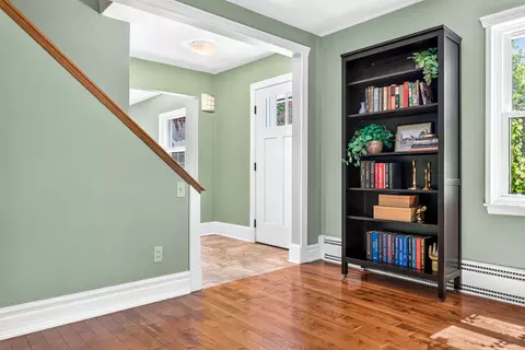 Entry Way - 1146 E Pacific St, Appleton, WI 54911 photo 1 of 6