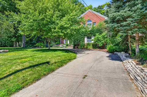 Exterior - 1146 E Pacific St, Appleton, WI 54911 photo 5 of 11