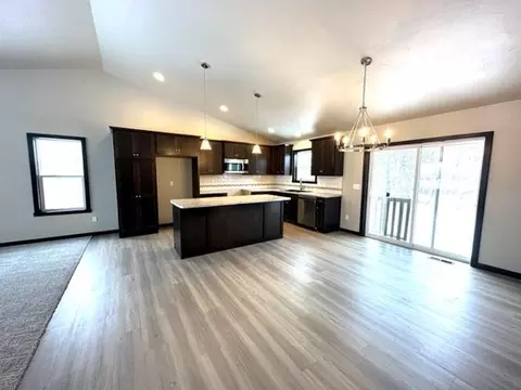 W6530 Breezy Way, Appleton, WI 54915 photo 4