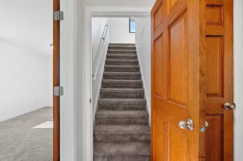Entry Way - 712 E 3rd St, Kimberly, WI 54136 photo 5 of 6
