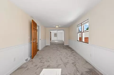 Living - 712 E 3rd St, Kimberly, WI 54136 photo 5 of 5