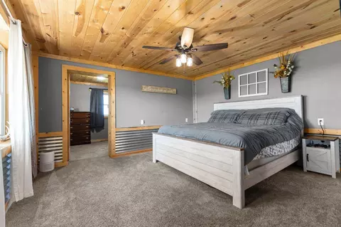 Bedroom - n5964 Division Road, Cecil, WI 54111 photo 1 of 7