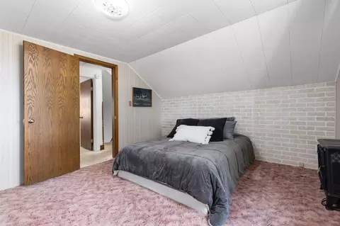 Bedroom - n5964 Division Road, Cecil, WI 54111 photo 5 of 7